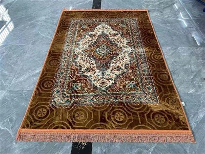 سجادة من الفرو الصناعي